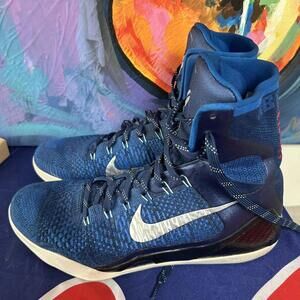 Nike Men's Blue and Navy Trainer